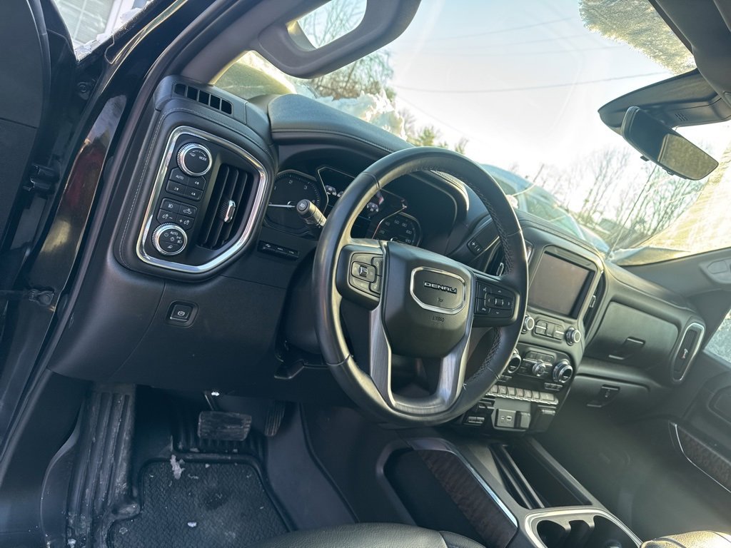 Used 2023 GMC Sierra 2500 Denali w/ Denali Ultimate Package image 28