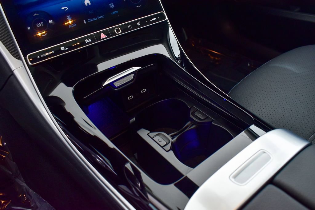 Certified 2025 Mercedes-Benz C 300 4MATIC Sedan image 14