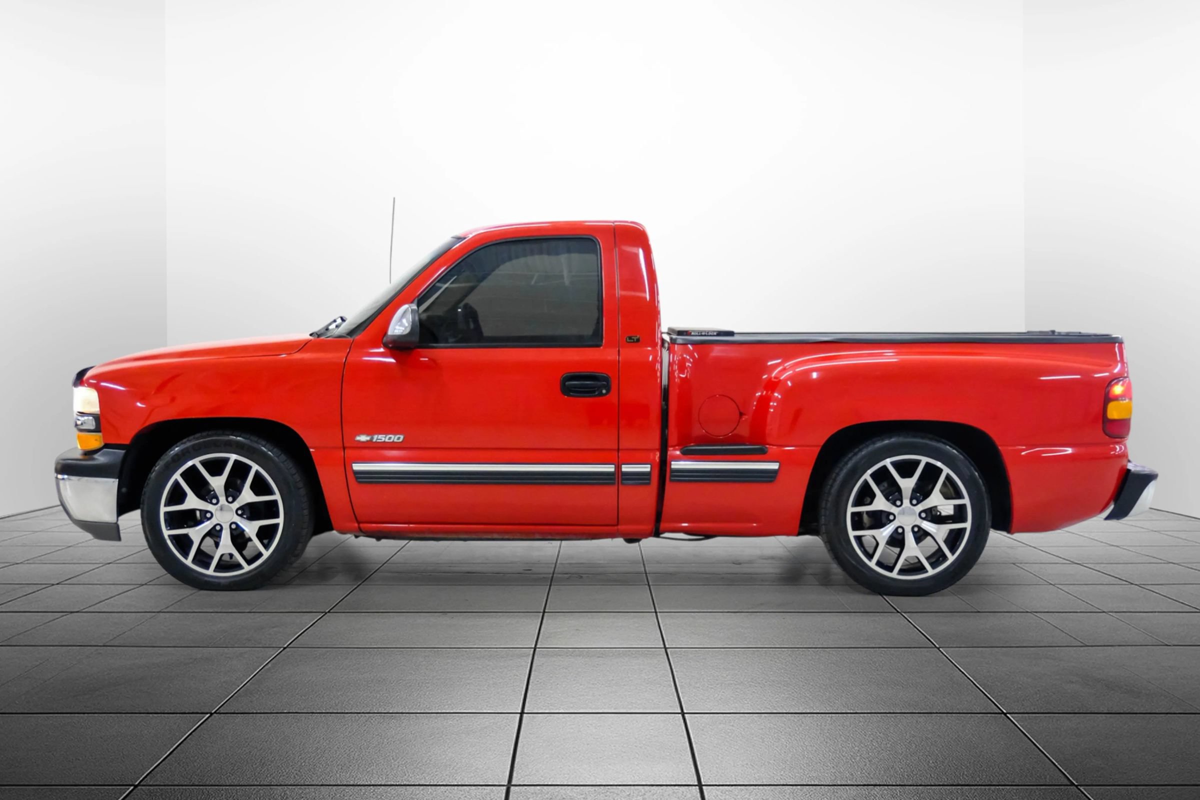Used 1999 Chevrolet Silverado 1500 LS w/ Firm Ride Suspension Pkg RWD image 11