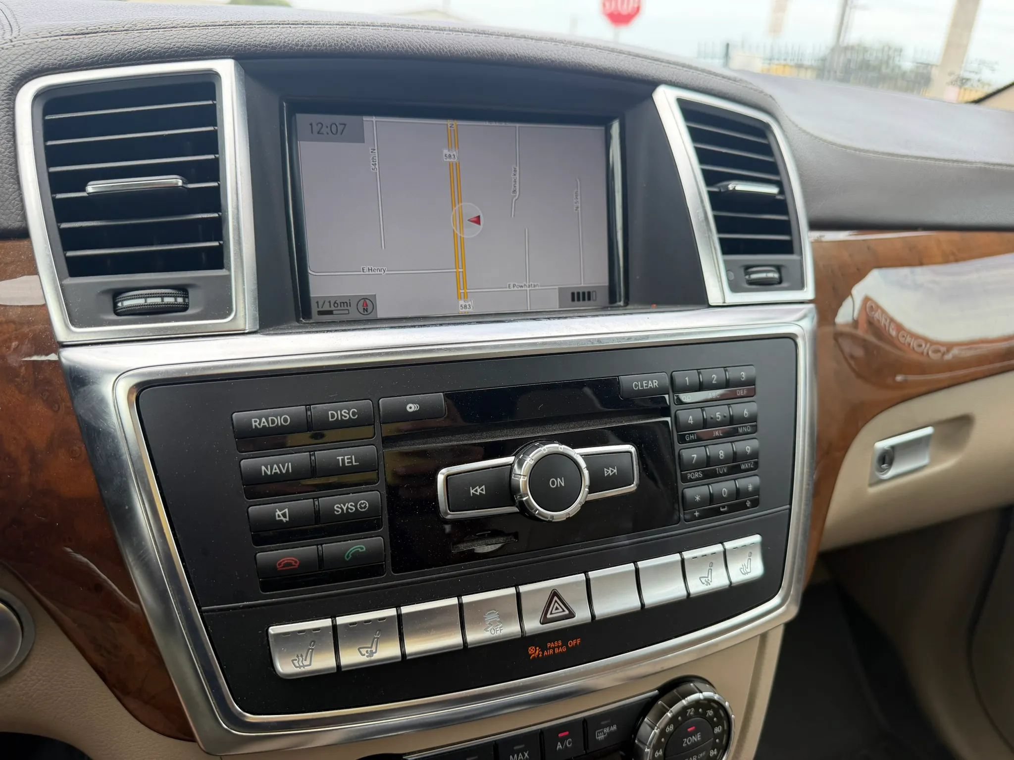 Used 2013 Mercedes-Benz GL 450 4MATIC image 22