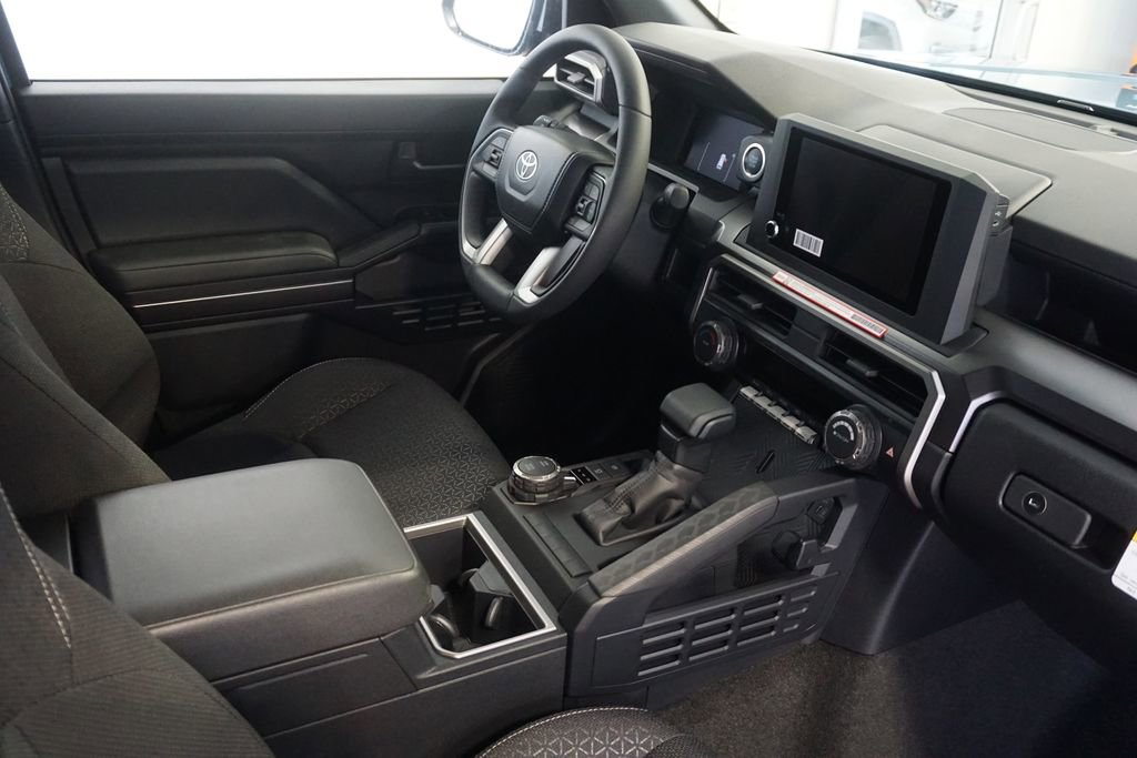 New 2026 Toyota 4Runner SR5 AWD/4WD image 24