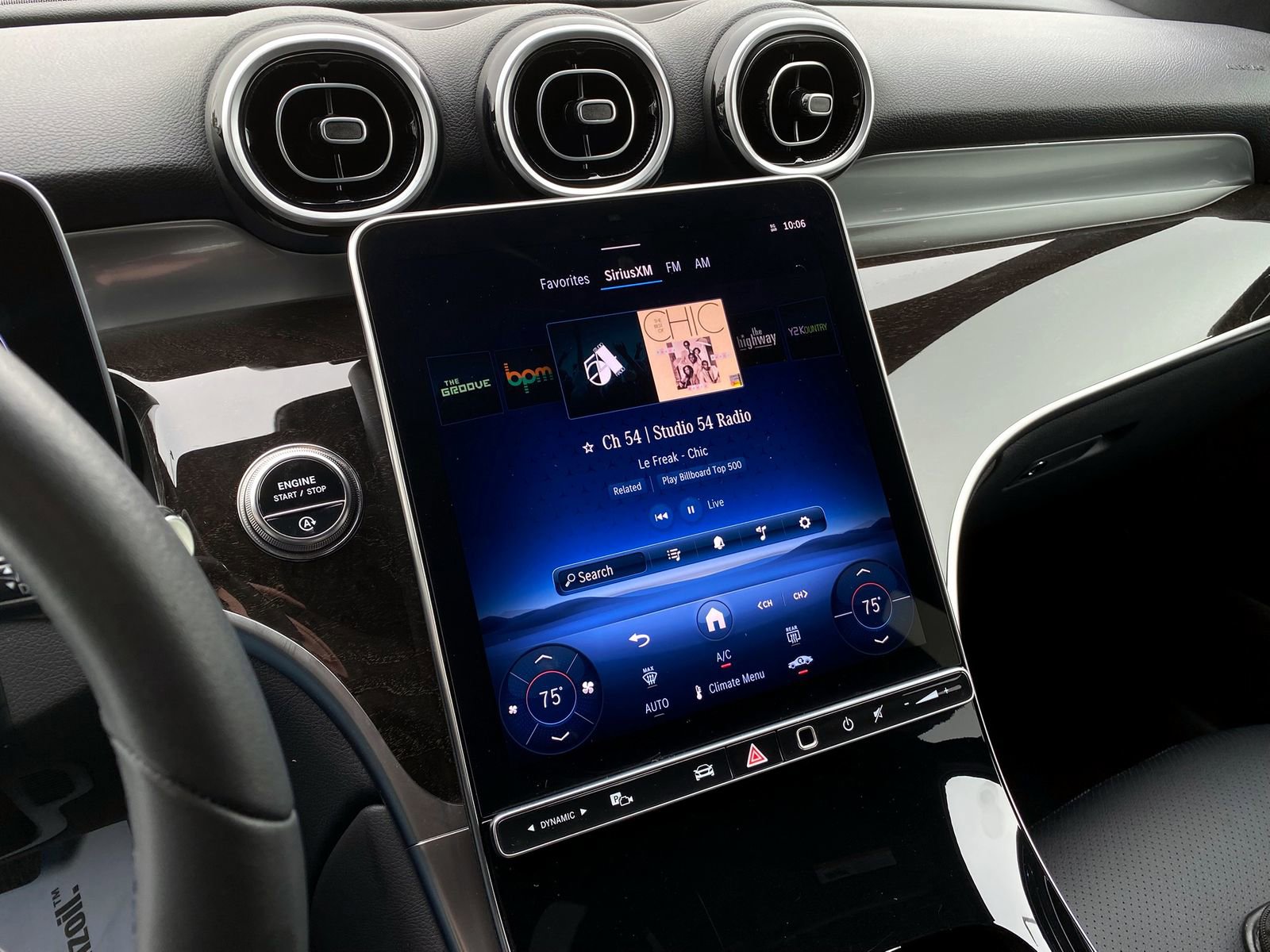 Used 2025 Mercedes-Benz GLC 300 image 15