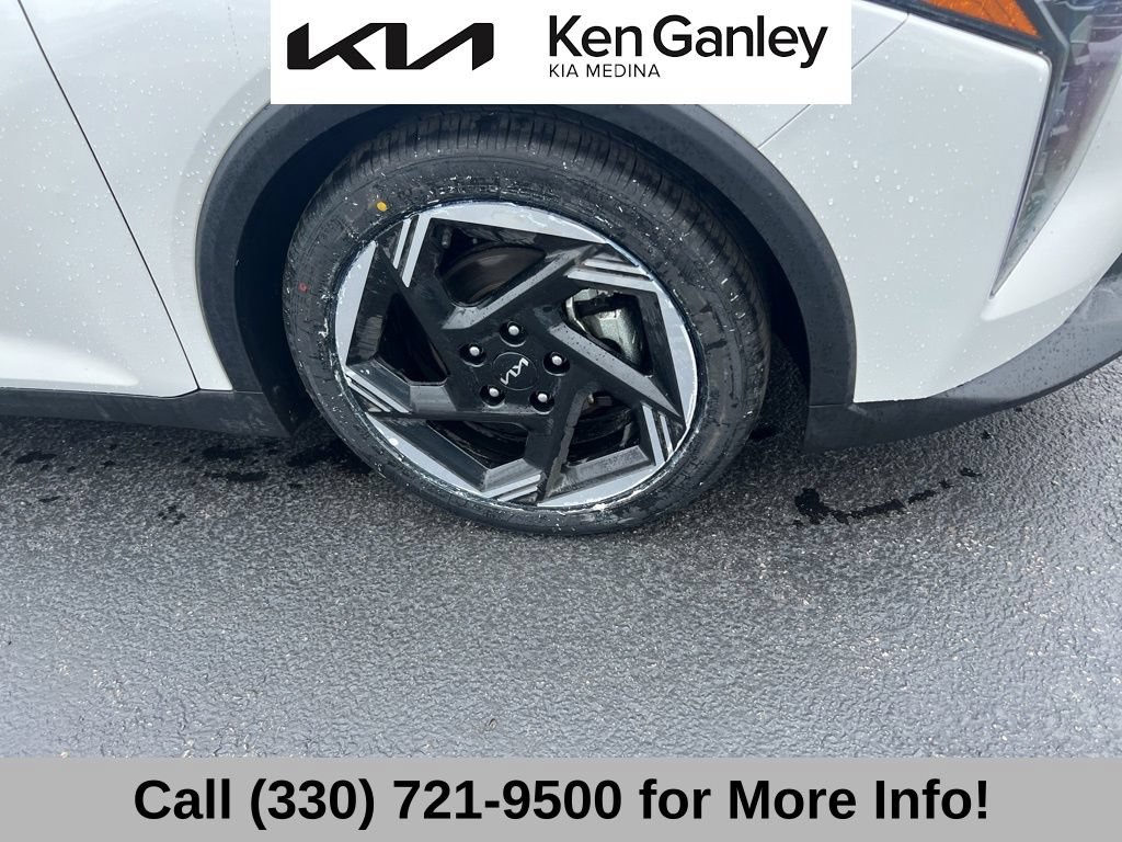 Certified 2025 Kia K4 EX FWD image 22