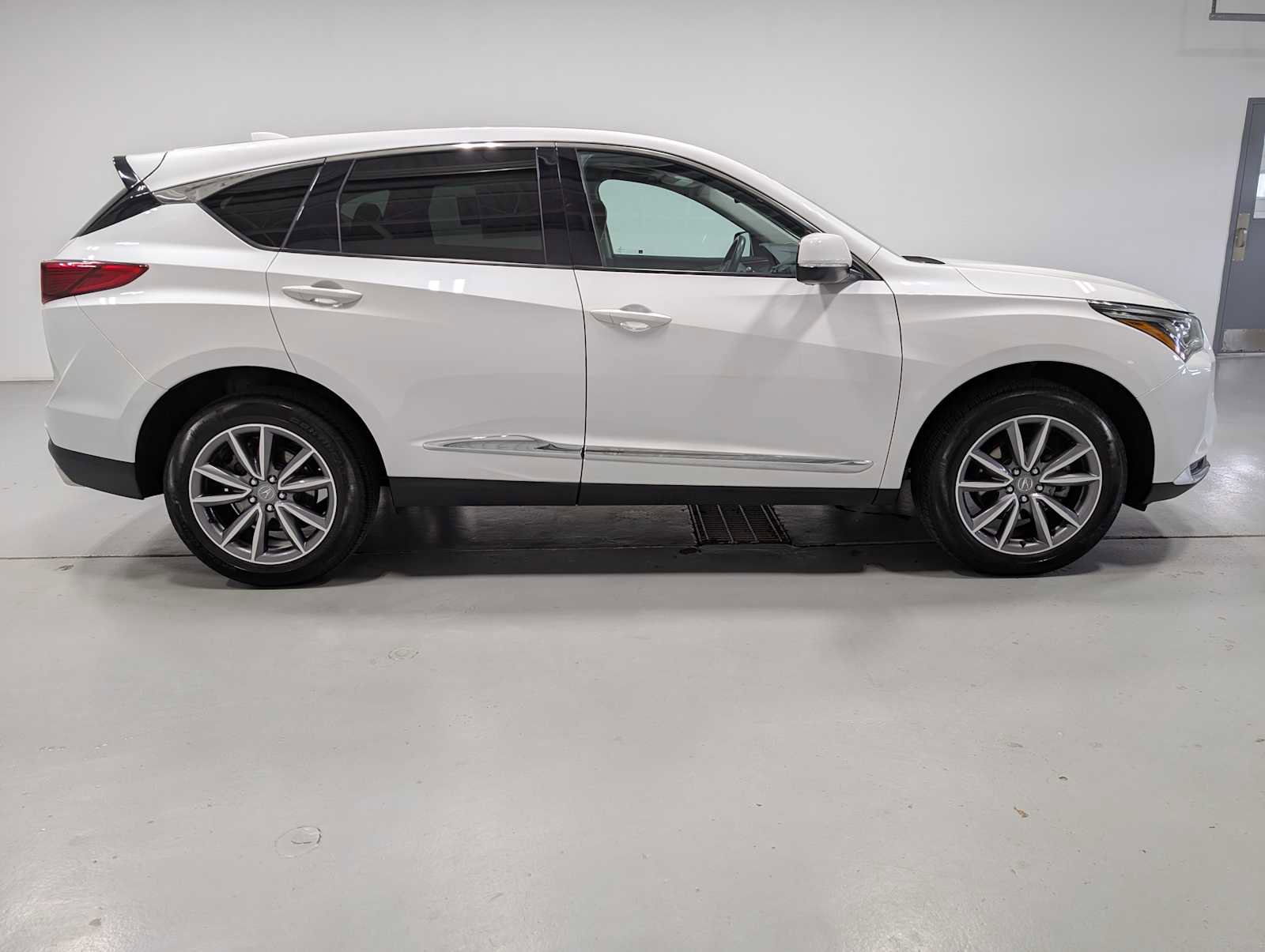 Certified 2023 Acura RDX AWD w/ Technology Package image 7