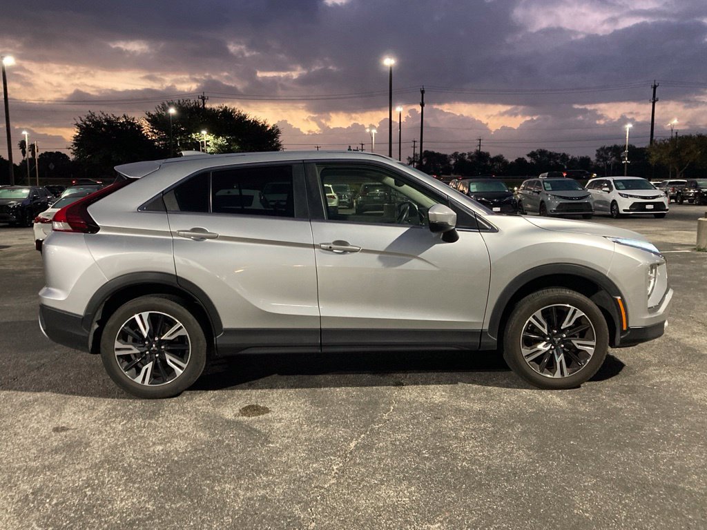 Used 2025 Mitsubishi Eclipse Cross SE AWD/4WD image 4