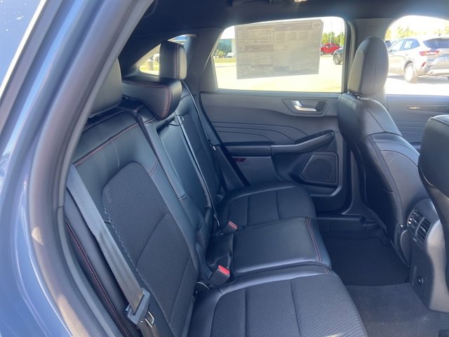 New 2026 Ford Escape ST-Line Select image 32