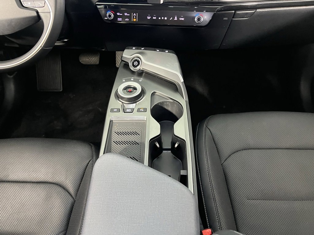 Used 2023 Kia EV6 Wind image 16