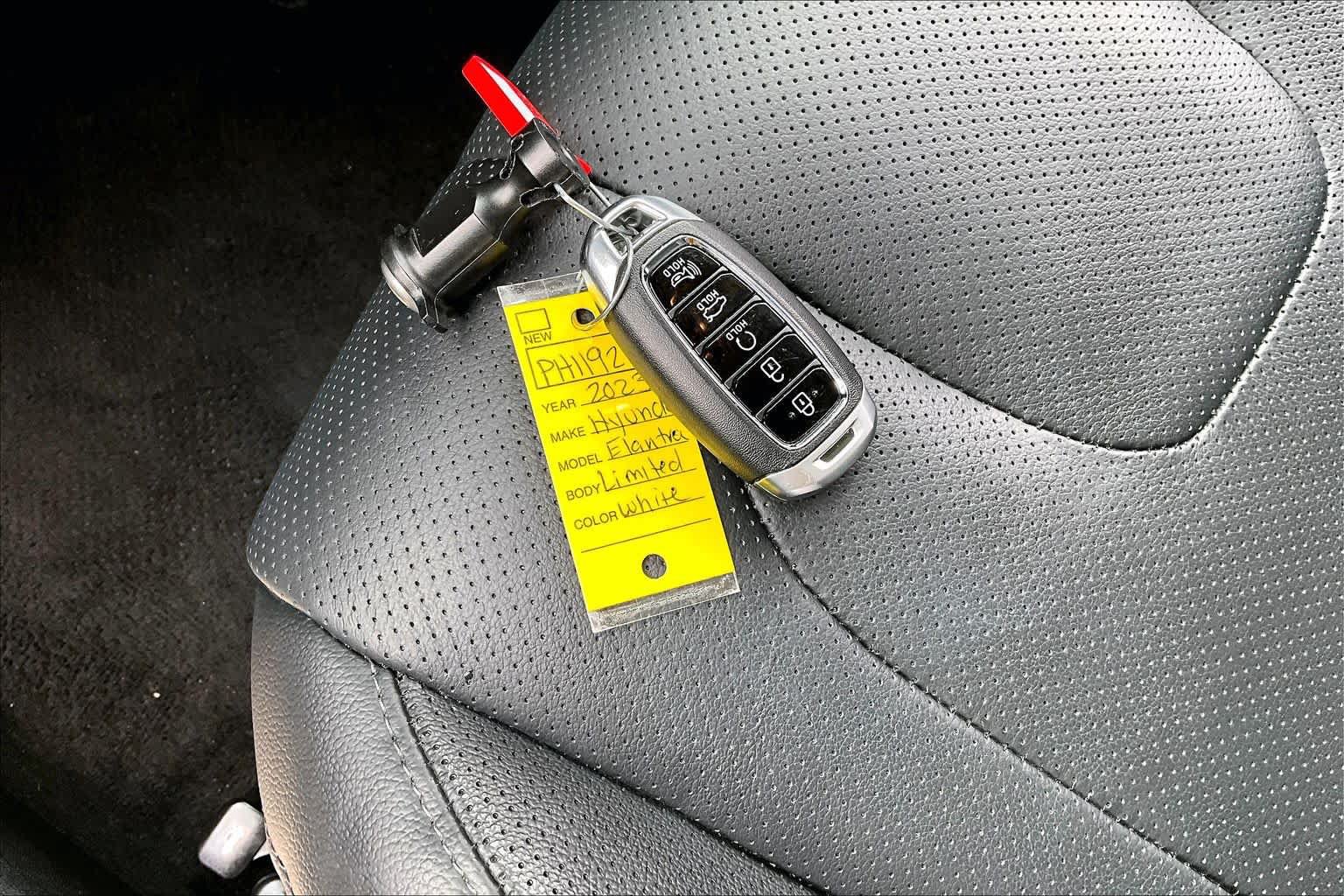 Certified 2023 Hyundai Elantra Limited FWD image 15