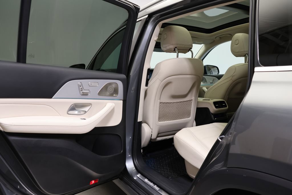 Certified 2023 Mercedes-Benz GLS 450 4MATIC image 43