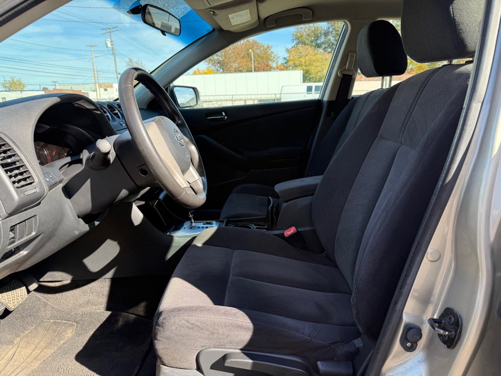Used 2009 Nissan Altima 2.5 FWD image 9