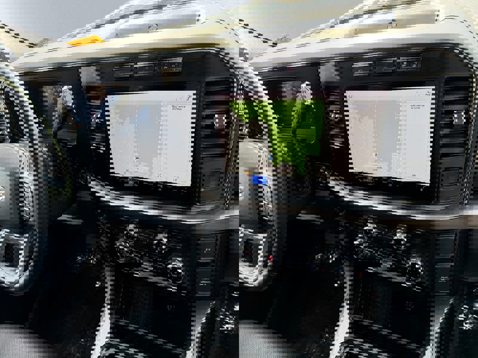 Used 2023 Ford F350 Lariat w/ FX4 Off-Road Package image 17