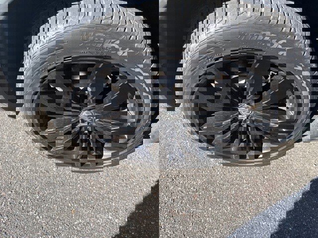 Certified 2021 Volkswagen Tiguan SE R-Line image 10