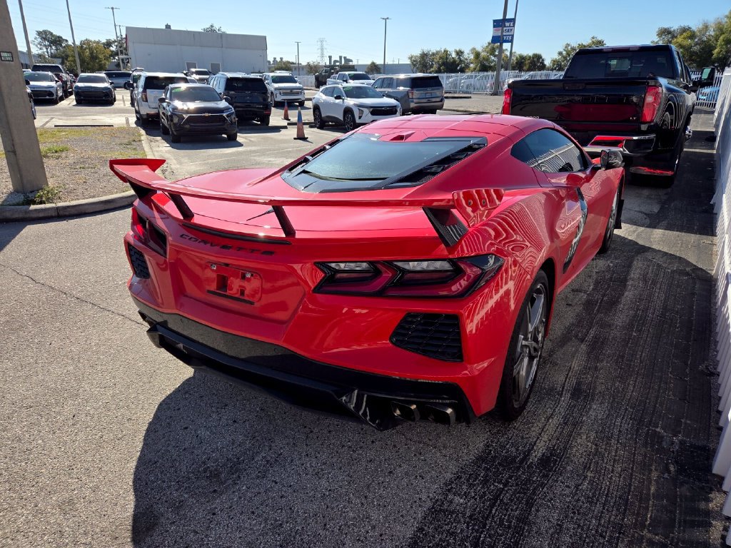 Used 2021 Chevrolet Corvette Stingray Premium Cpe w/ Z51 Performance Package RWD image 7