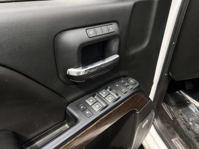 Used 2018 GMC Sierra 1500 Denali RWD image 11