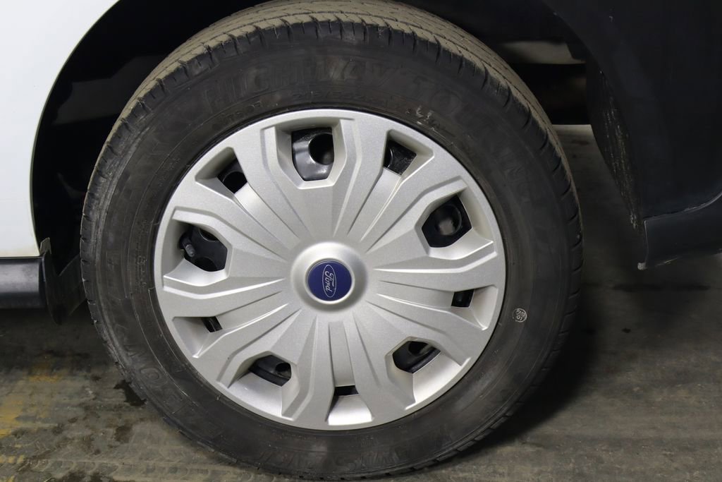 Used 2023 Ford Transit Connect XL image 32