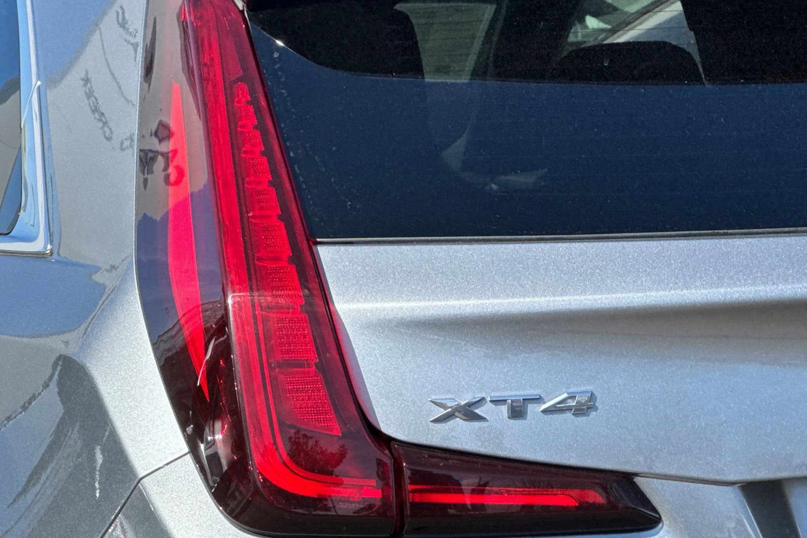 Certified 2025 Cadillac XT4 Premium Luxury image 44