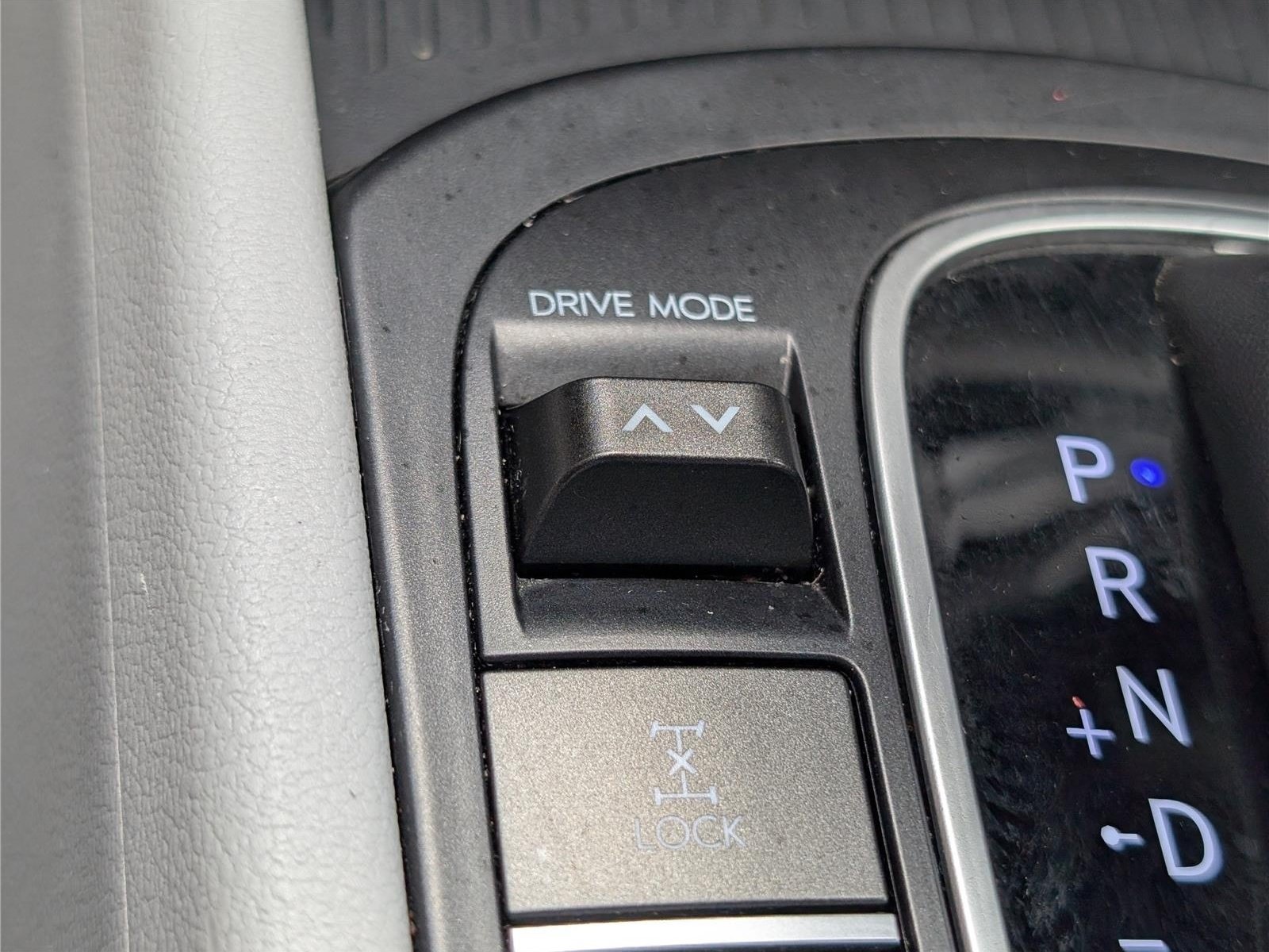 Used 2024 Hyundai Kona SEL AWD/4WD image 24