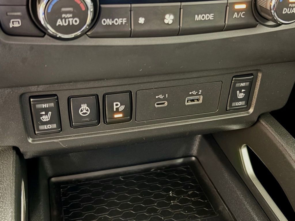 Used 2025 Nissan Frontier SV w/ SV Convenience Package RWD image 31