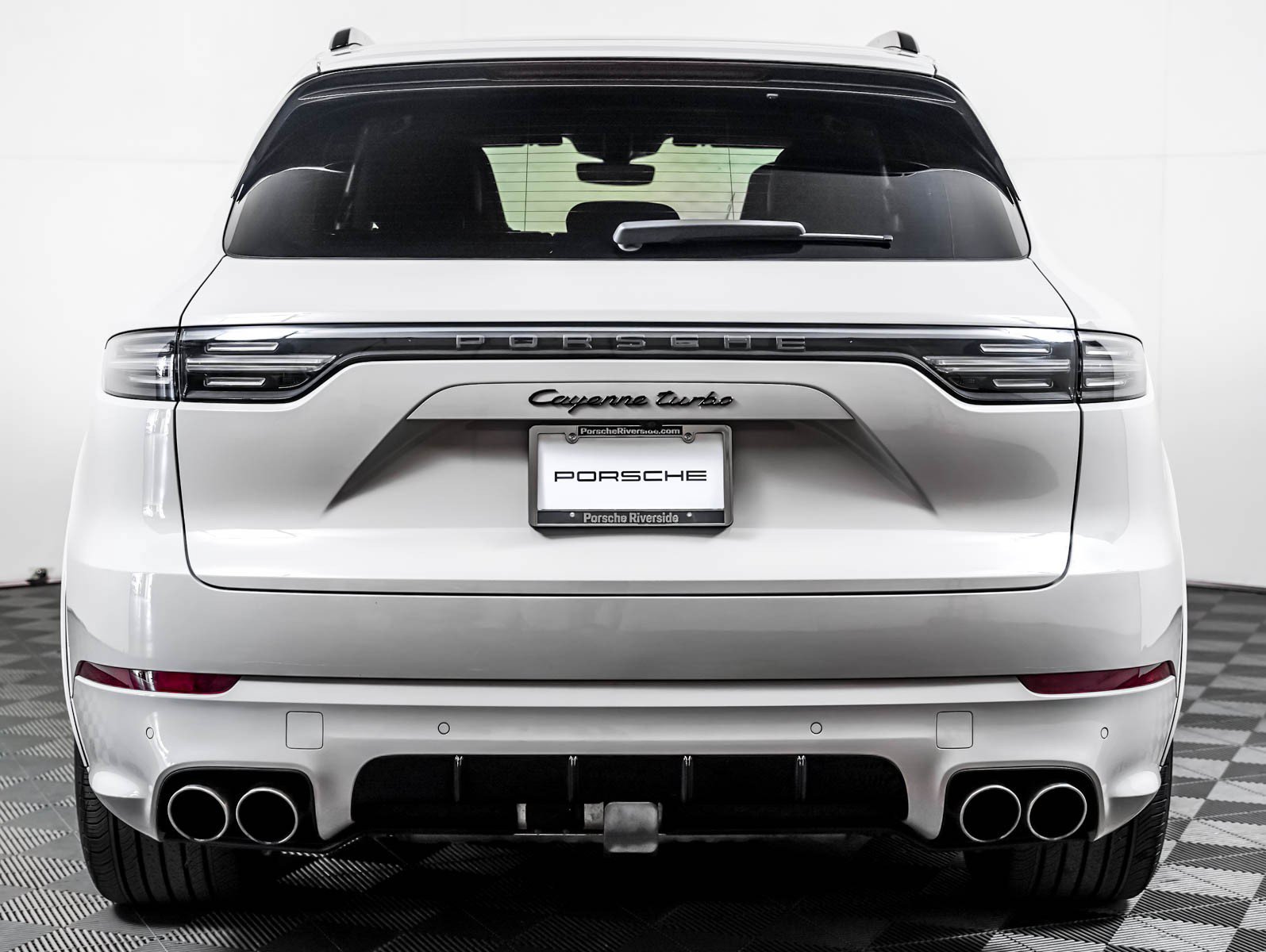 Certified 2023 Porsche Cayenne Turbo AWD/4WD image 11
