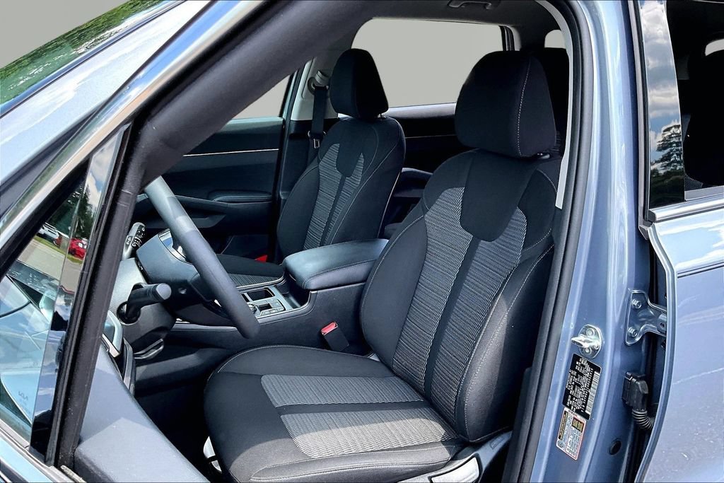 Used 2024 Kia Sorento LX FWD image 17