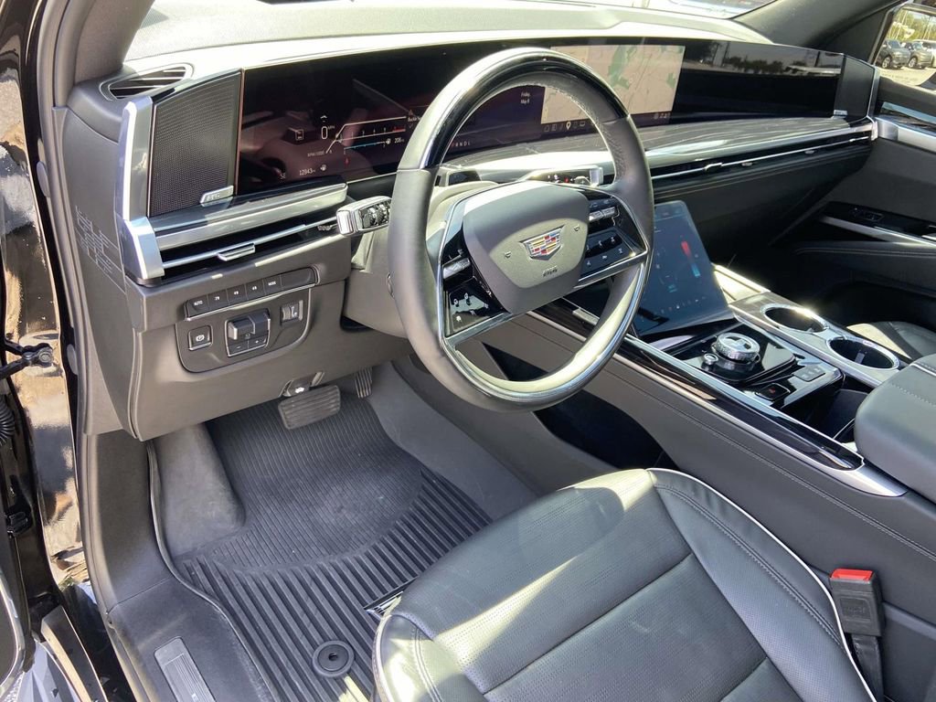 Used 2025 Cadillac Escalade Sport AWD/4WD image 20