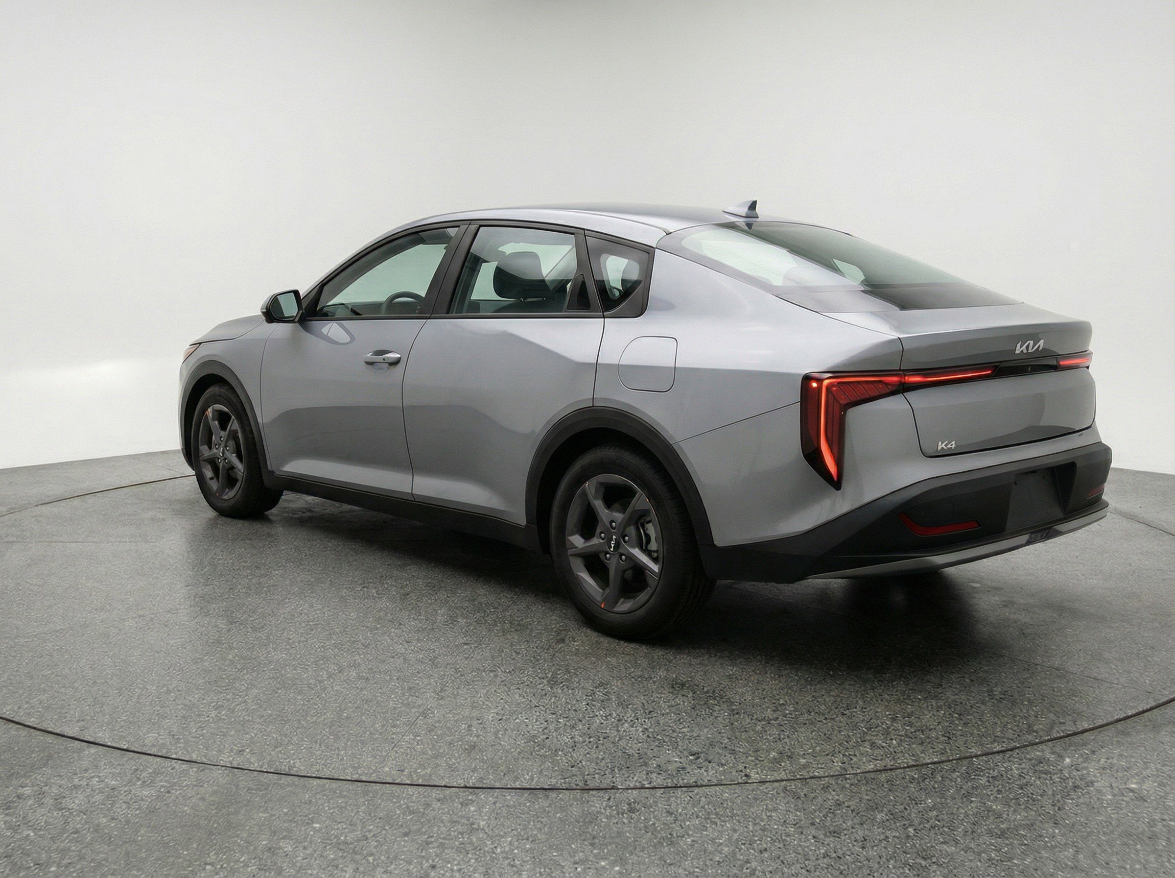 Used 2025 Kia K4 LXS FWD image 6