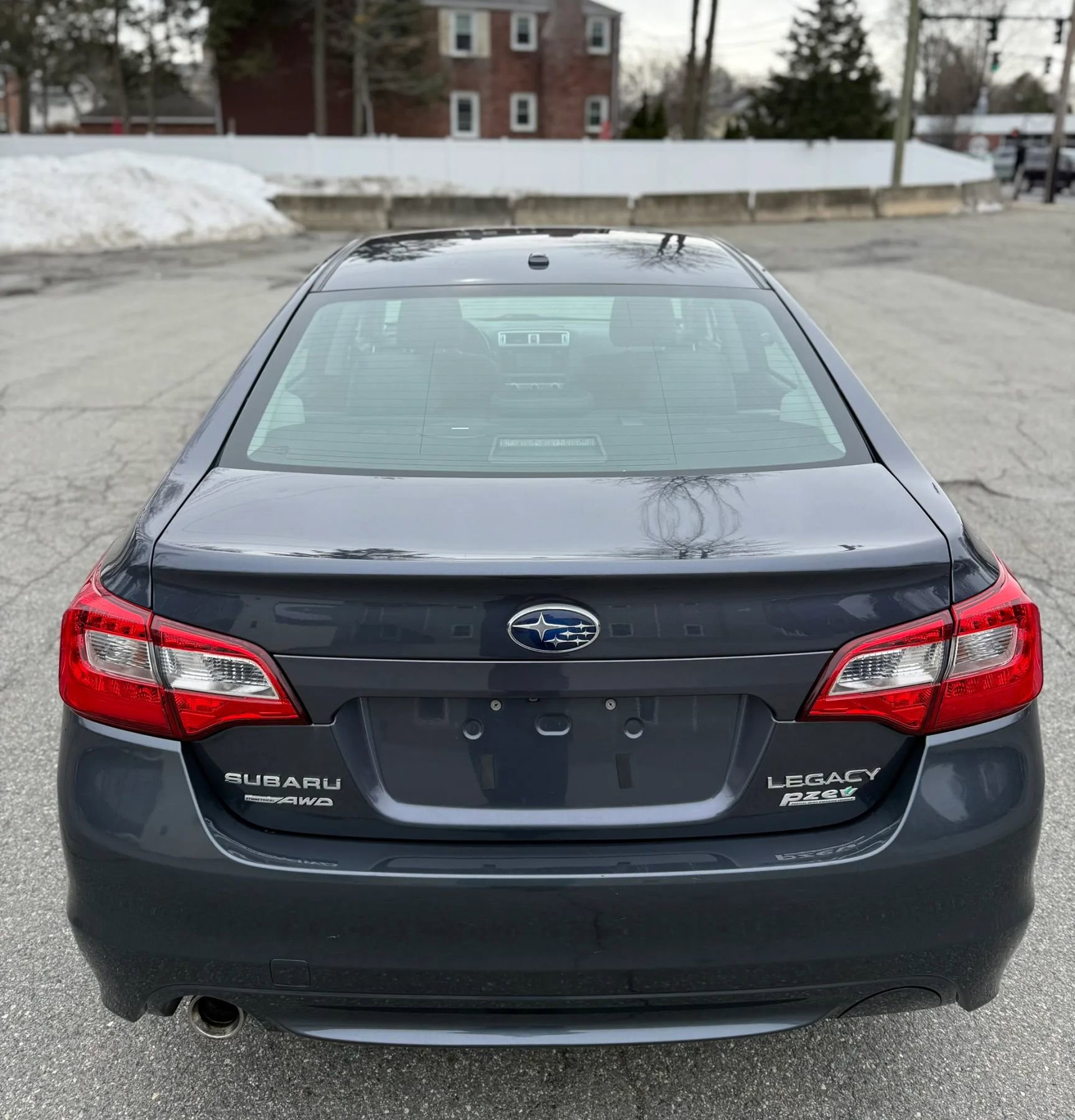Used 2015 Subaru Legacy 2.5i Limited image 7