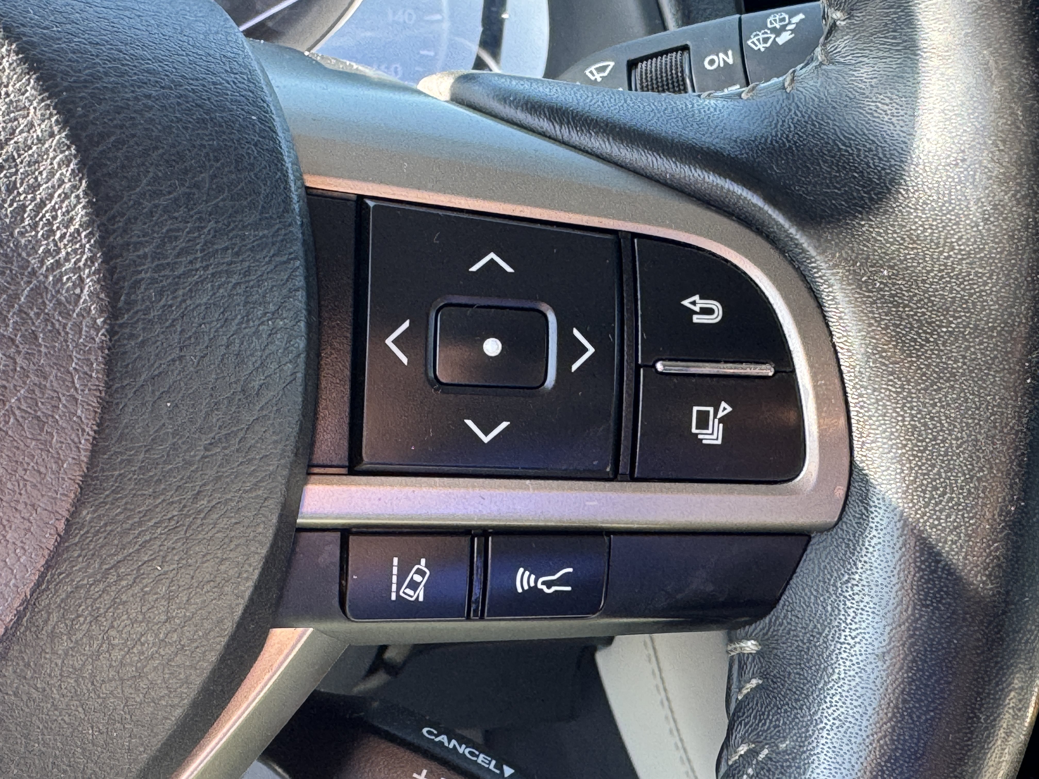 Used 2018 Lexus RX 350 FWD w/ Premium Package image 28