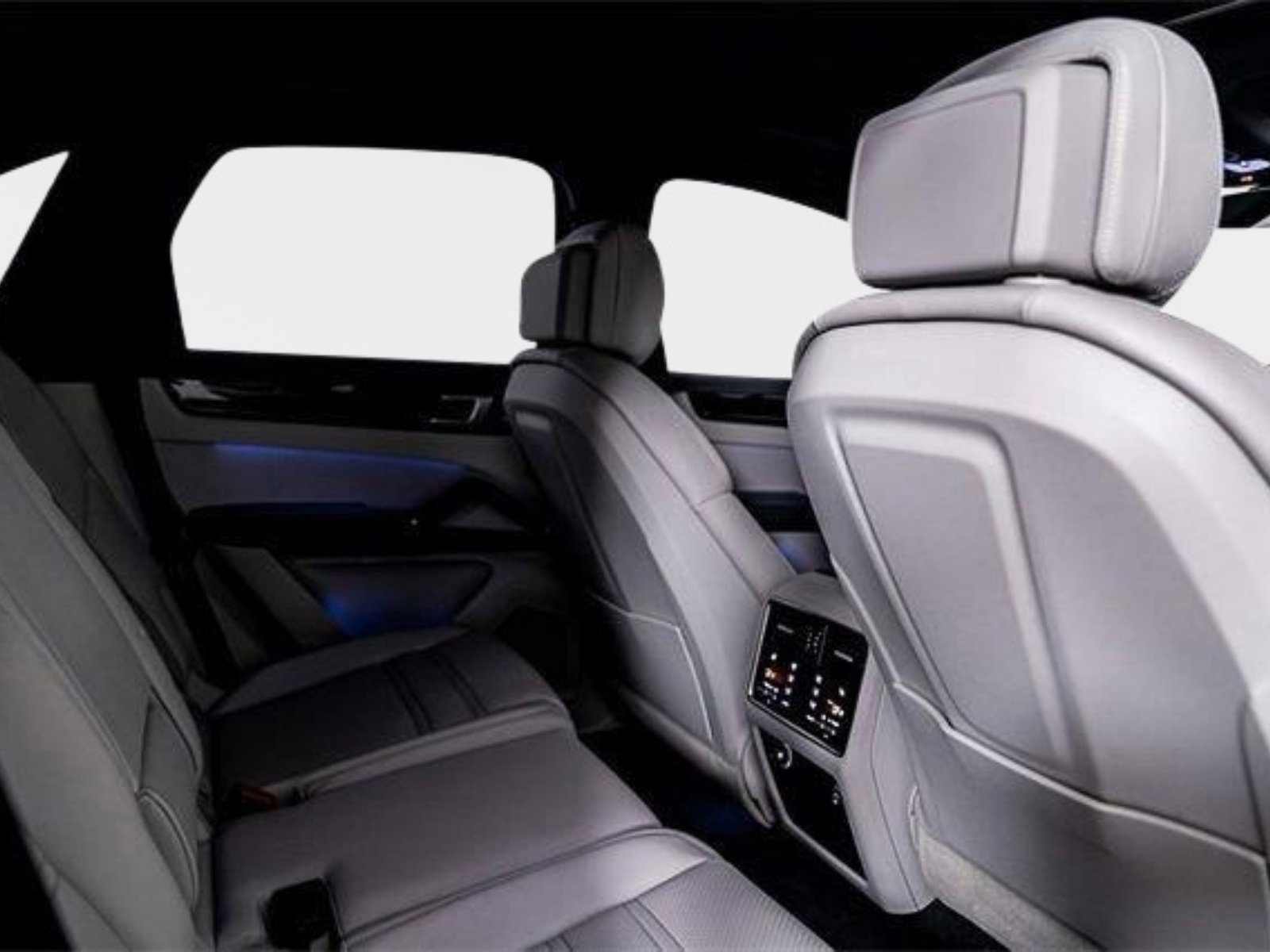 Used 2022 Porsche Cayenne S image 58