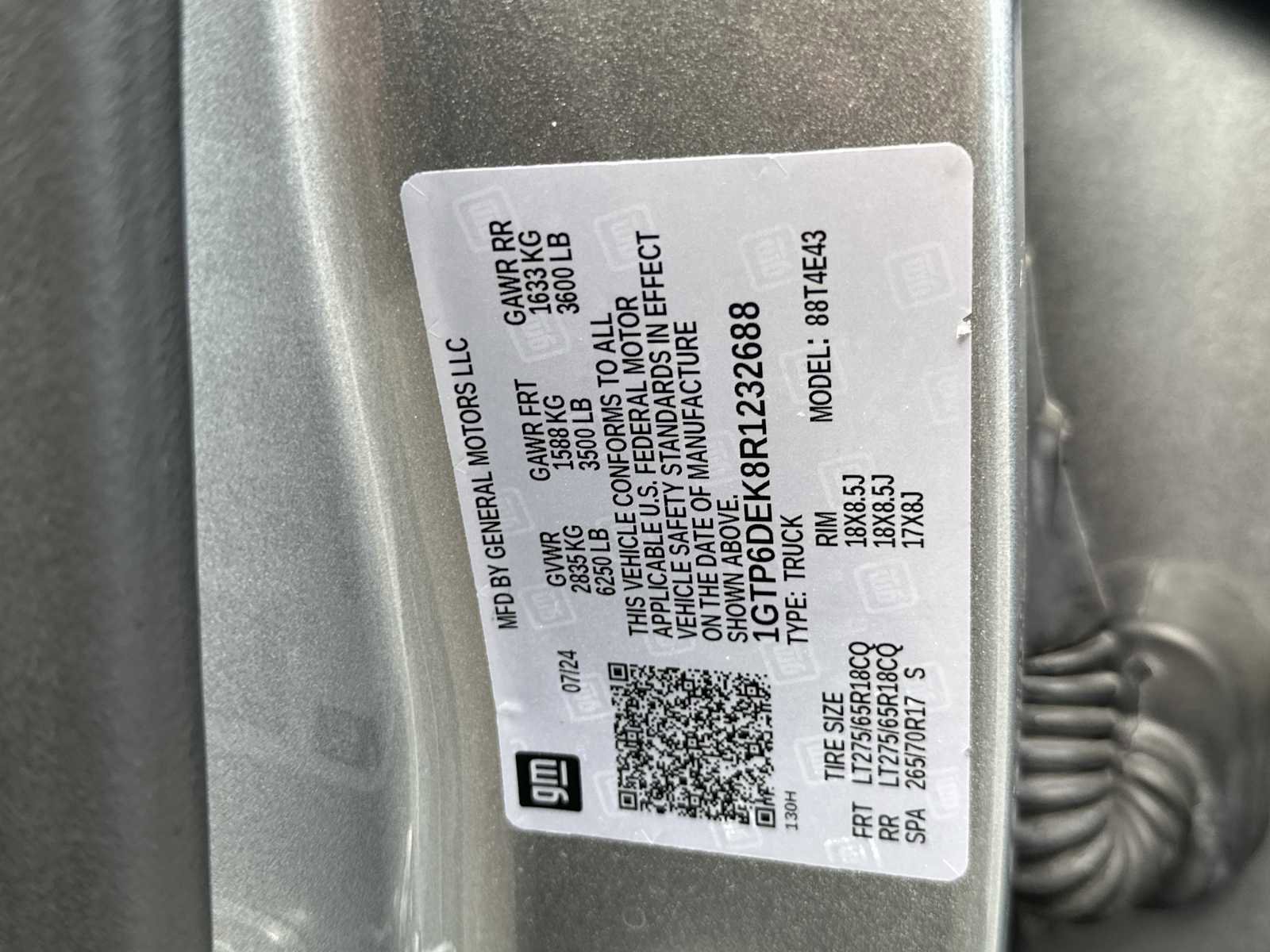 Used 2024 GMC Canyon AT4 image 28