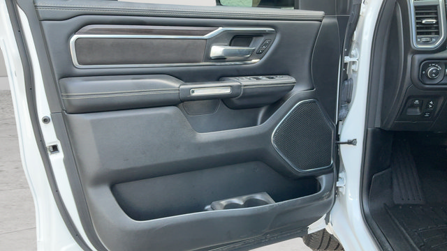 Used 2025 RAM 1500 Laramie w/ Sport Appearance Package AWD/4WD image 19