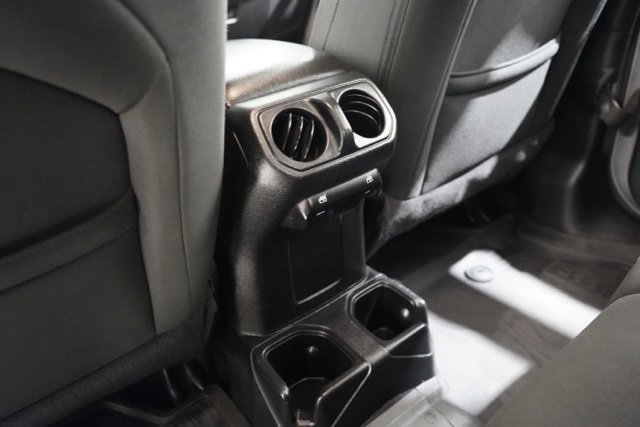 Used 2021 Jeep Gladiator Willys image 28