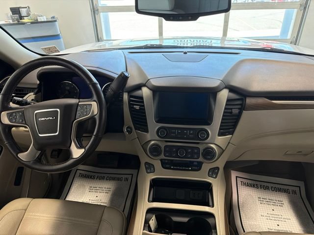 Used 2020 GMC Yukon Denali AWD/4WD image 26