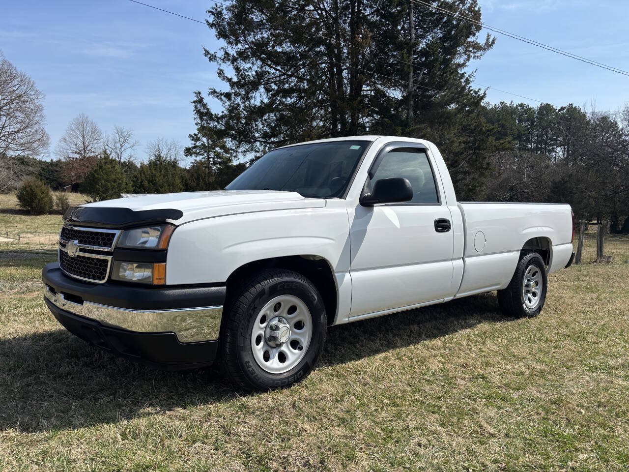 Used 2006 Chevrolet Silverado 1500 W/T RWD image 1