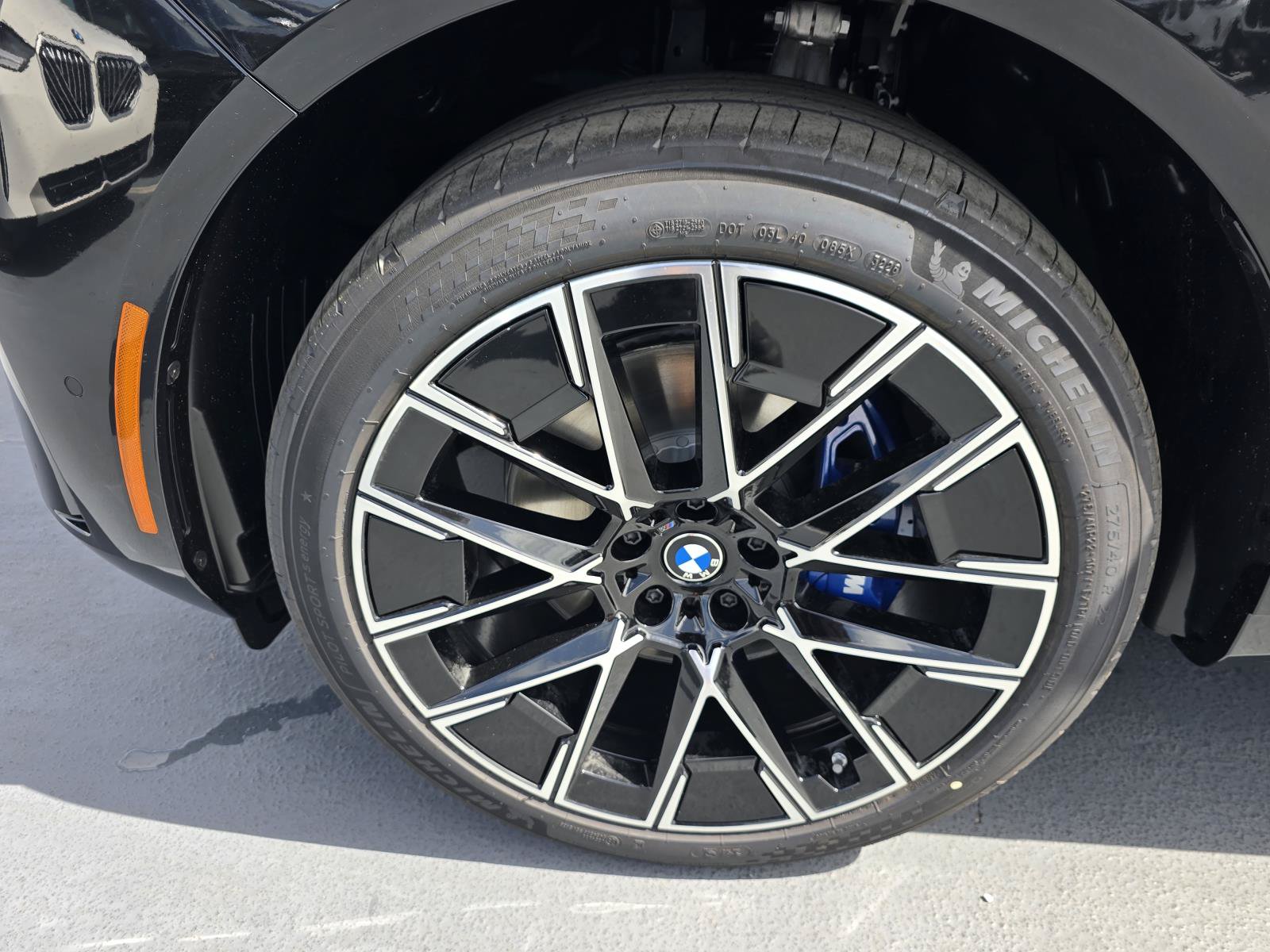 New 2027 BMW X5 xDrive40i w/ M Sport Package AWD/4WD image 7