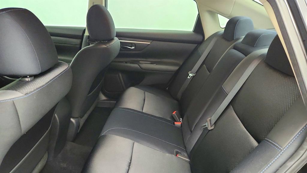 Used 2017 Nissan Altima 2.5 SR w/ Midnight Edition Package image 19