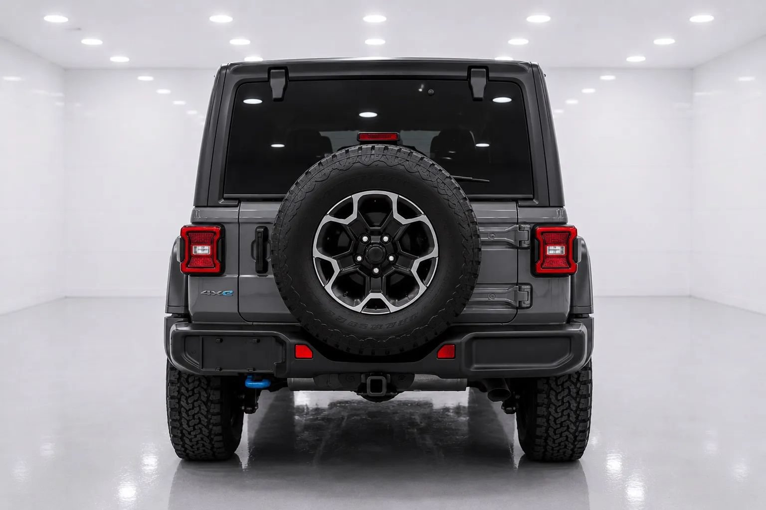 Used 2023 Jeep Wrangler Unlimited Rubicon 4xe w/ Cold Weather Group AWD/4WD image 4