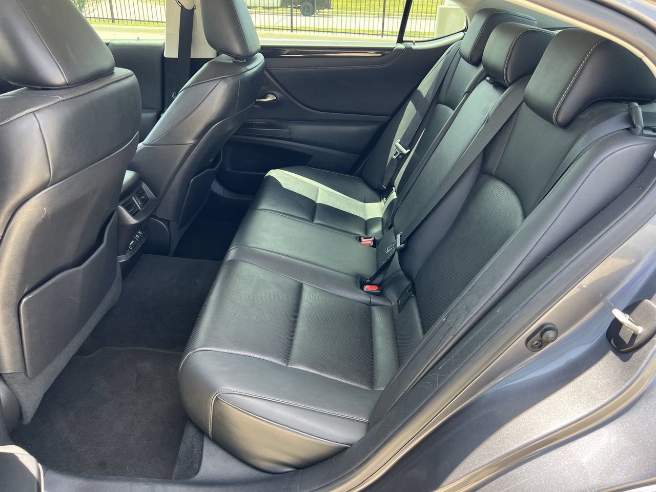 Used 2021 Lexus ES 250 w/ Premium Package AWD/4WD image 11