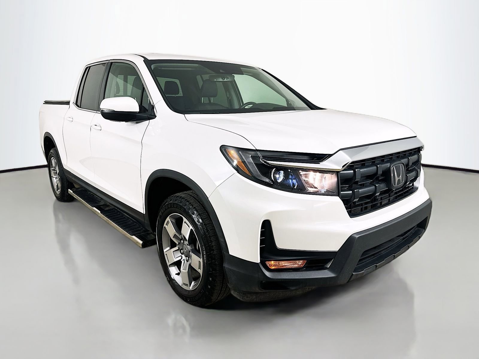 Used 2025 Honda Ridgeline RTL image 3
