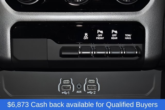 New 2026 RAM 1500 Express AWD/4WD image 29