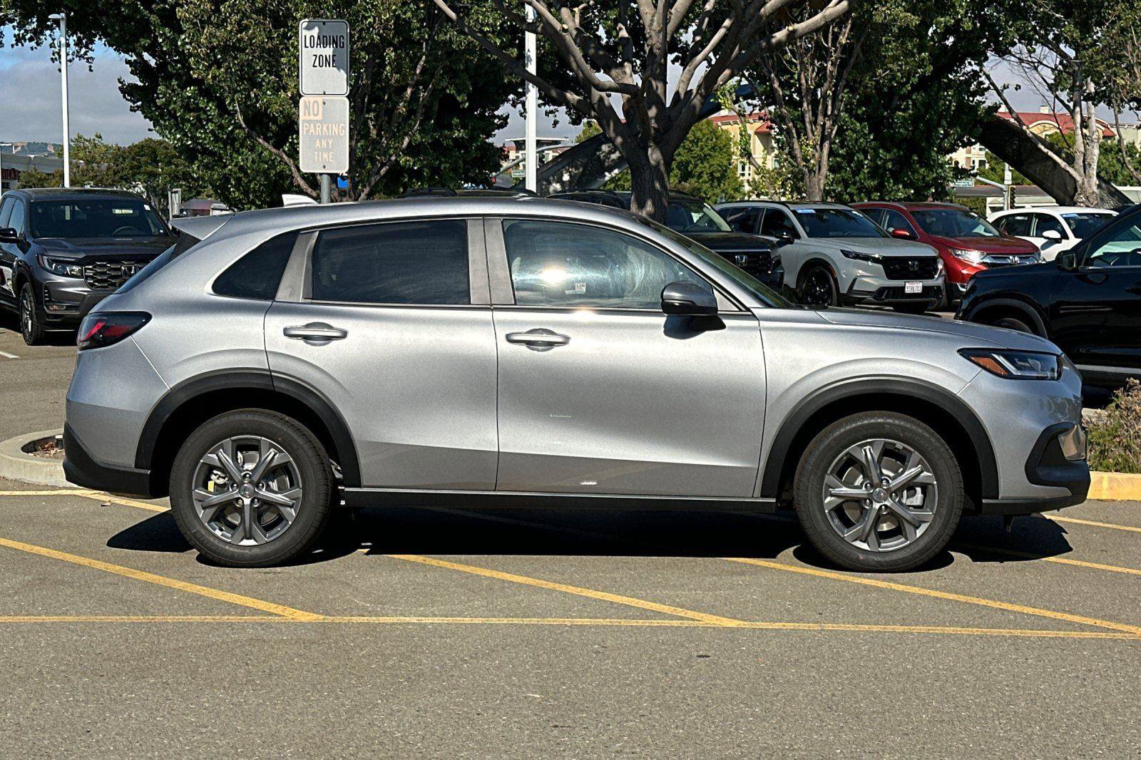 New 2026 Honda HR-V LX image 3