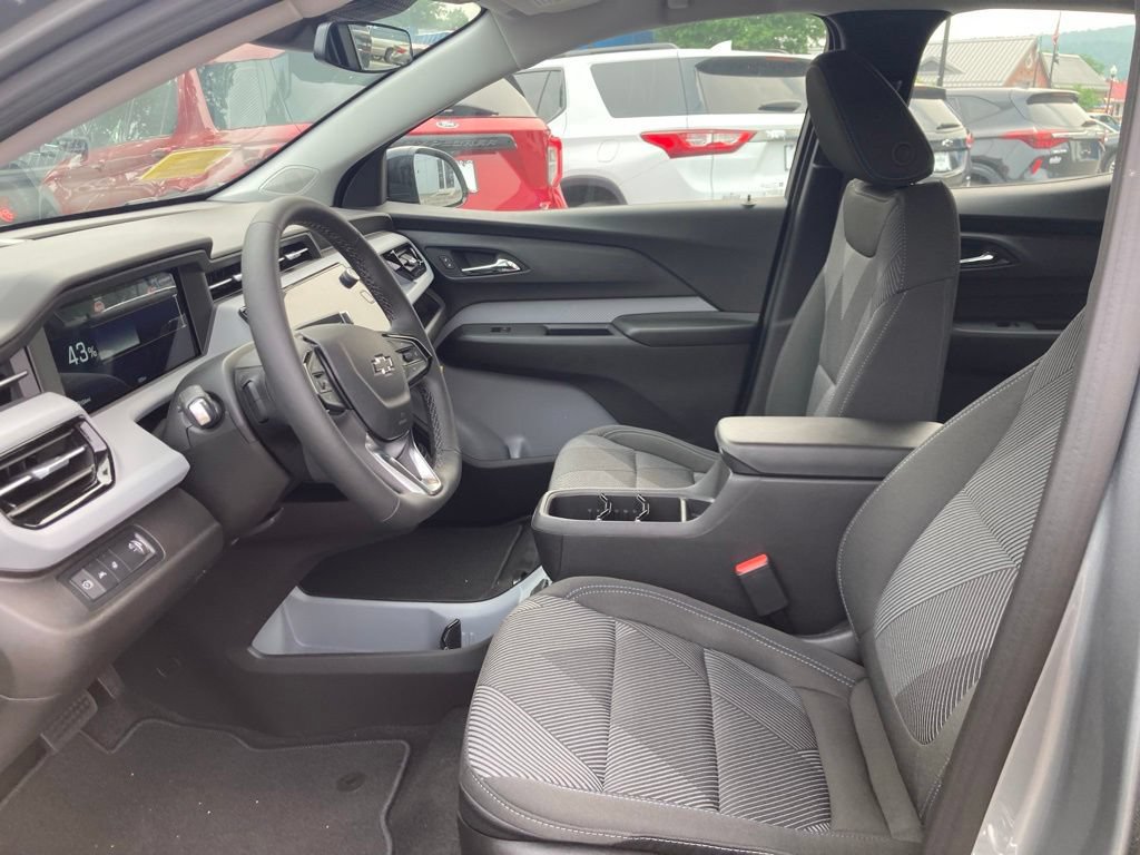 New 2027 Chevrolet Bolt LT w/ Comfort Package FWD image 3