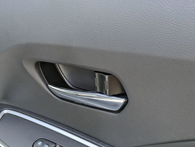 New 2025 Nissan Versa SR w/ Trunk Package image 33