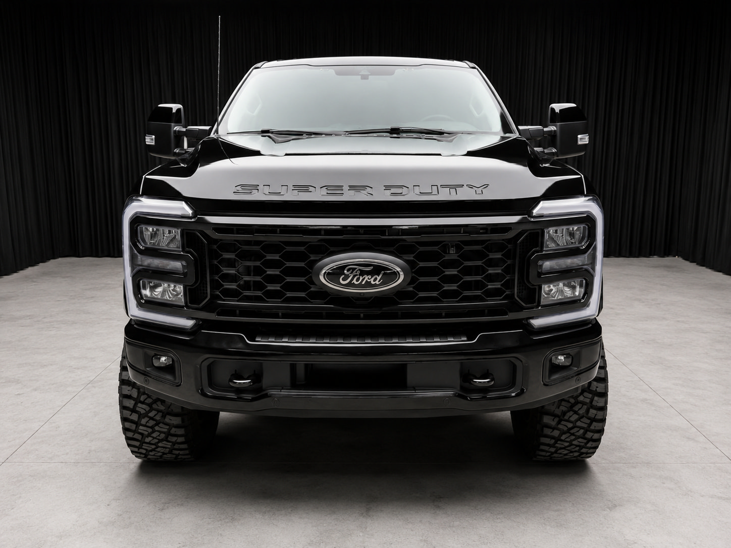 Used 2026 Ford F250 Lariat w/ Black Appearance Package AWD/4WD image 8