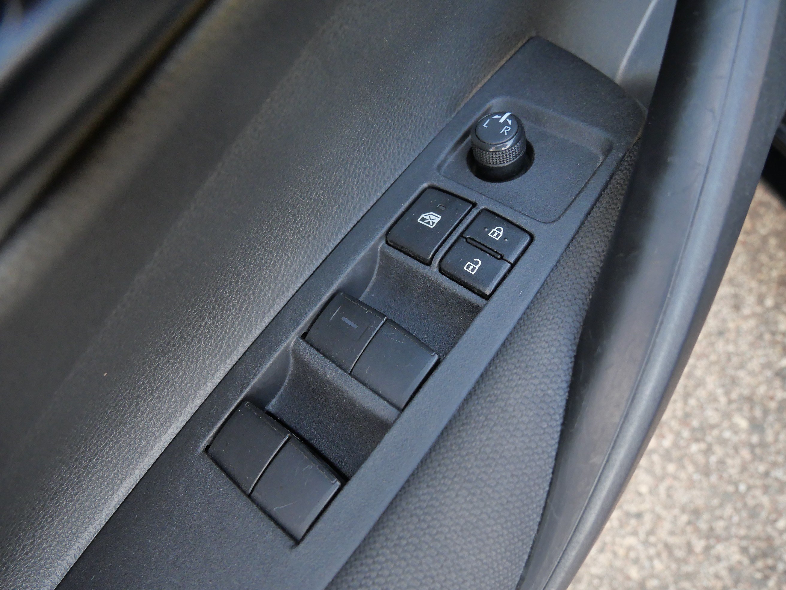 Certified 2024 Toyota Corolla LE FWD image 20