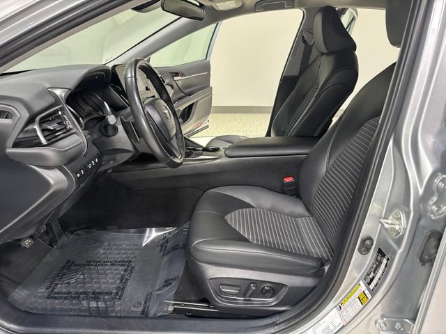 Used 2024 Toyota Camry SE FWD image 13