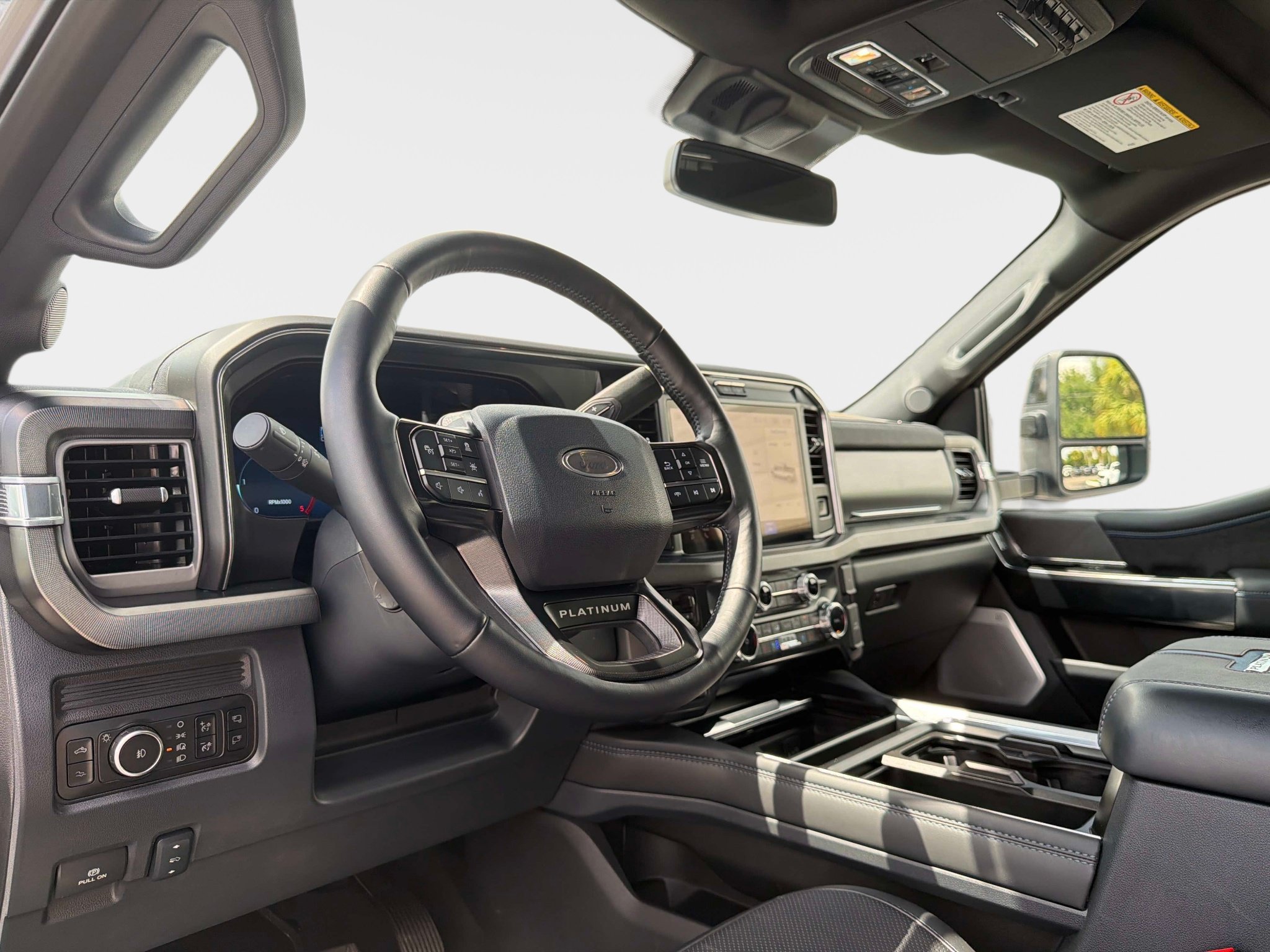 Used 2025 Ford F250 Platinum AWD/4WD image 34