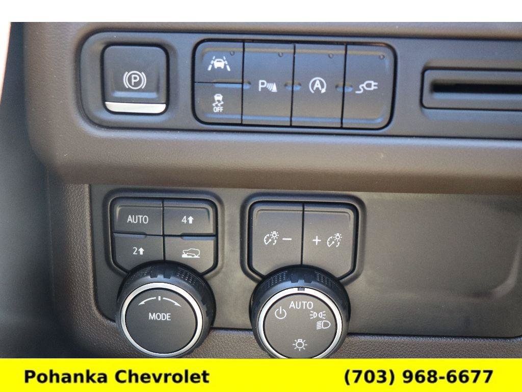 Used 2021 Chevrolet Tahoe LT w/ LT Signature Plus Package AWD/4WD image 13