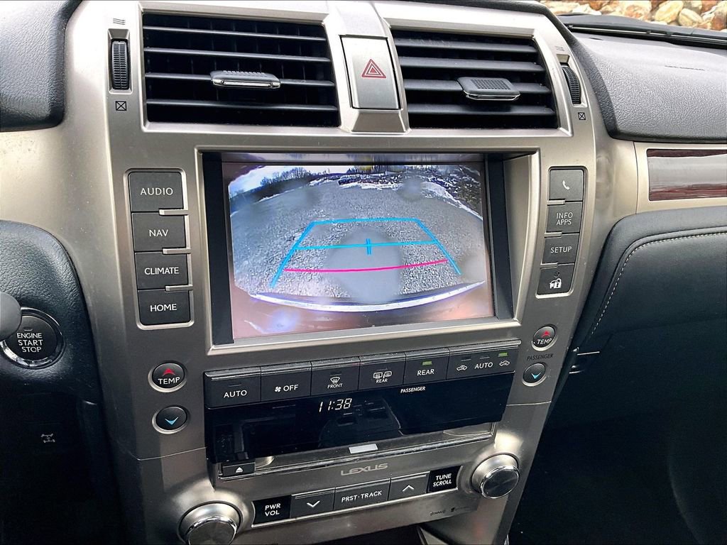 Used 2016 Lexus GX 460 w/ Premium Package AWD/4WD image 19