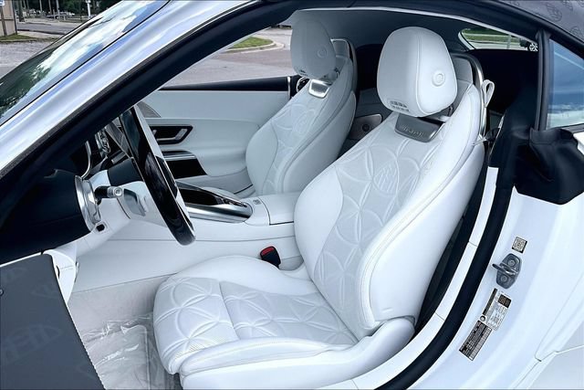 New 2026 Mercedes-Benz Maybach SL 680 image 8